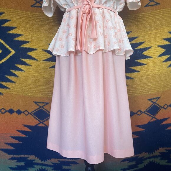 Vintage KR of NY Peplum Style Dress. Midi. Spring. Size 14. USA. 70’s/80’s. - Picture 2 of 15